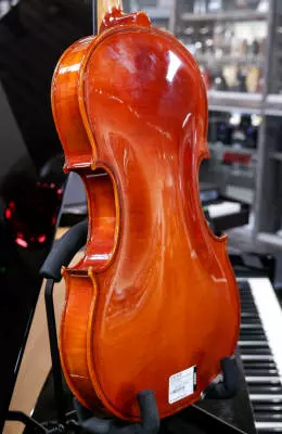 Schoenbach - Viola - 3/90 39 OF 2